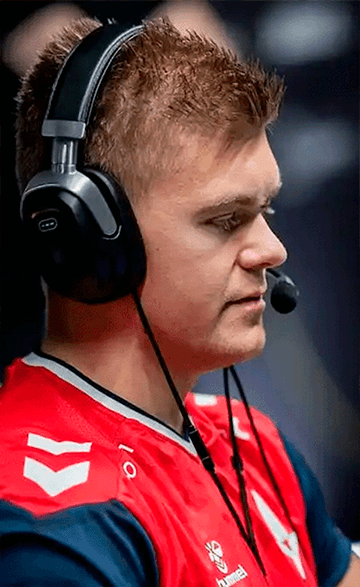 Astralis vende a blameF, superestrella de CS2, a Fnatic, pero aparentemente no será el IGL